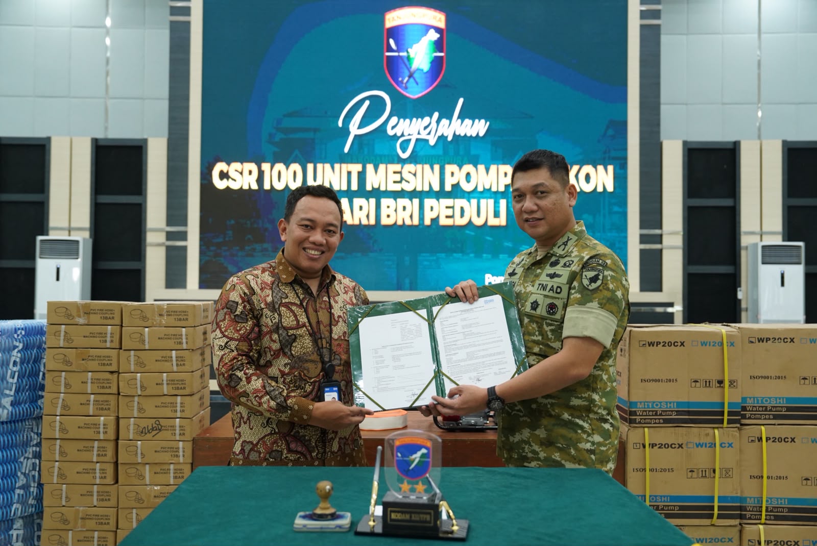 Kodam XII/Tpr Terima Bantuan 100 Unit Mesin Pompa Alkon Dari BRI Peduli